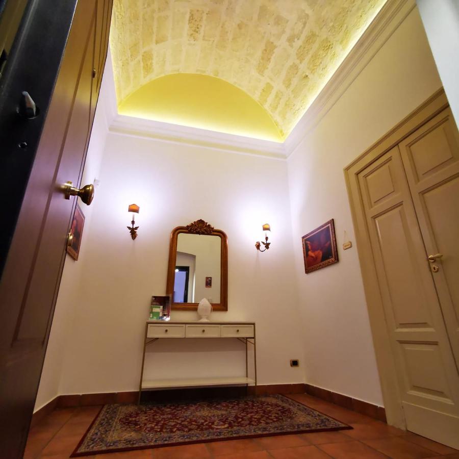 Room N.22 Suite & Apartment Taranto Exterior foto