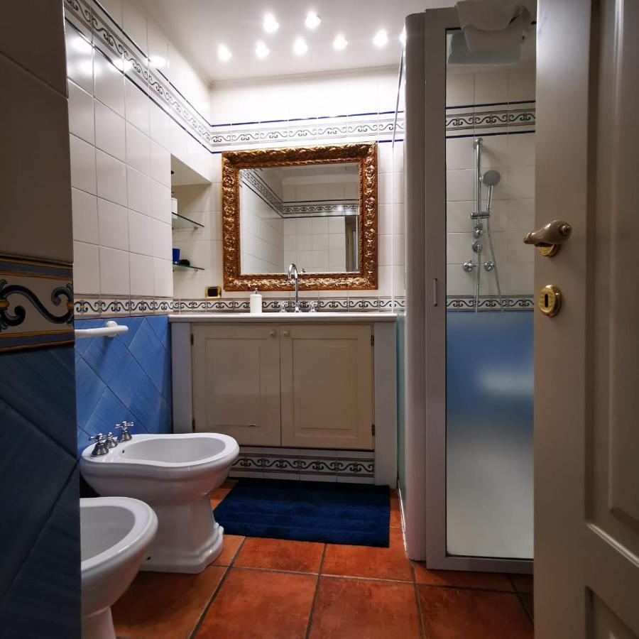 Room N.22 Suite & Apartment Taranto Exterior foto