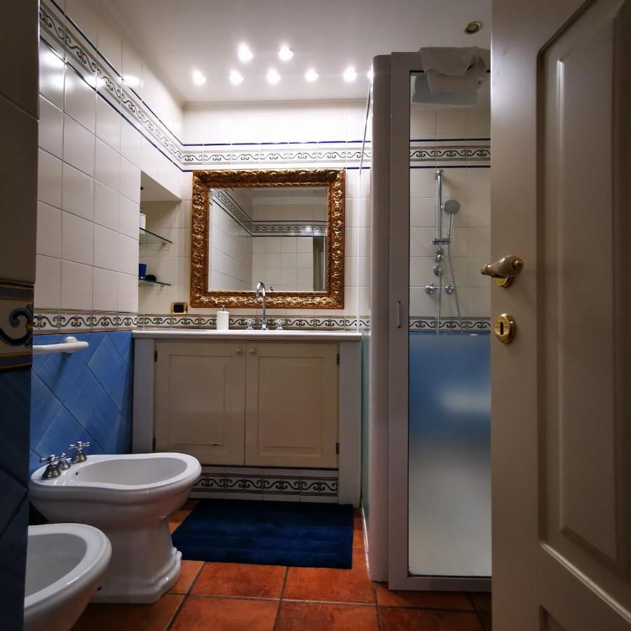 Room N.22 Suite & Apartment Taranto Exterior foto